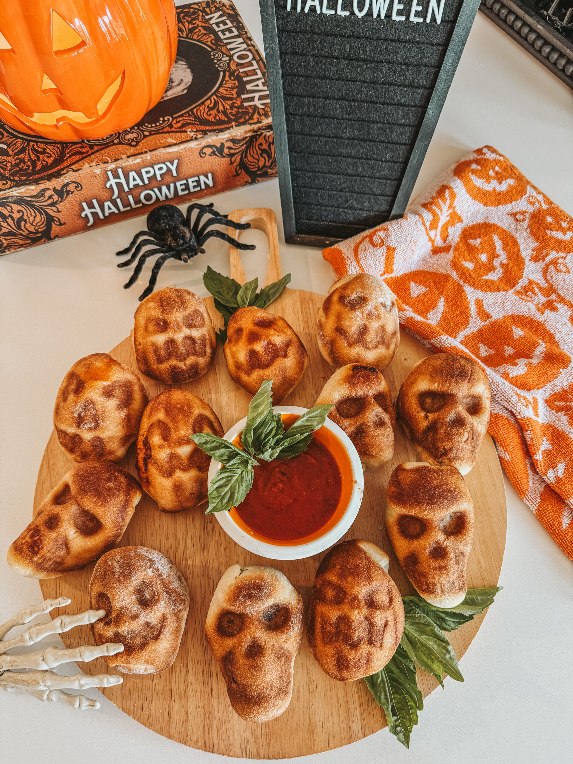 Step By Step- Easy Halloween Mini Pizza Pumpkins and Skulls
